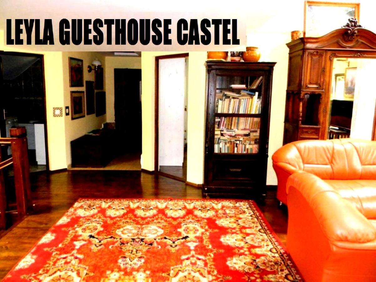Leyla Guesthouse Castel Брашов Екстериор снимка